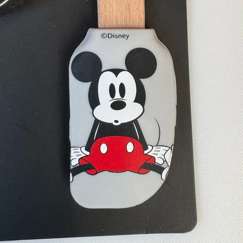 Disney Mickey & Minnie Kitchen Set - Dish Towels, Oven Mitts & Cooking Utensils